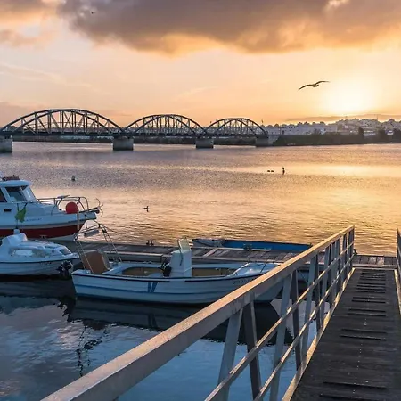 T1 Club Mar Piscina E Por Do Sol アパート ポルティマン