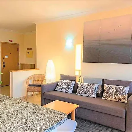 T1 Club Mar Piscina E Por Do Sol