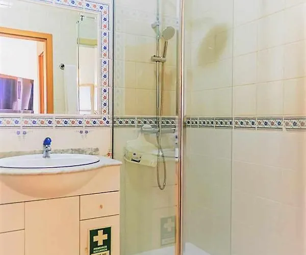 T1 Club Mar Piscina E Por Do Sol * Portimao