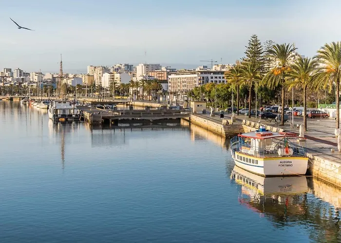 T1 Club Mar Piscina E Por Do Sol