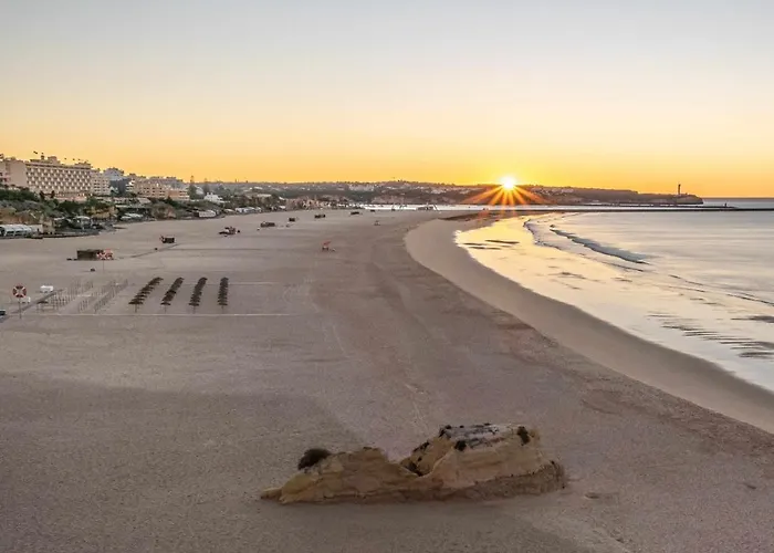 T1 Club Mar Piscina E Por Do Sol